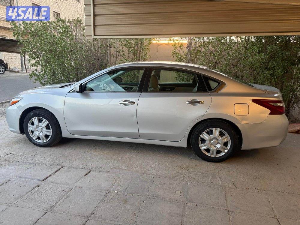 للبيع نيسان التيما2