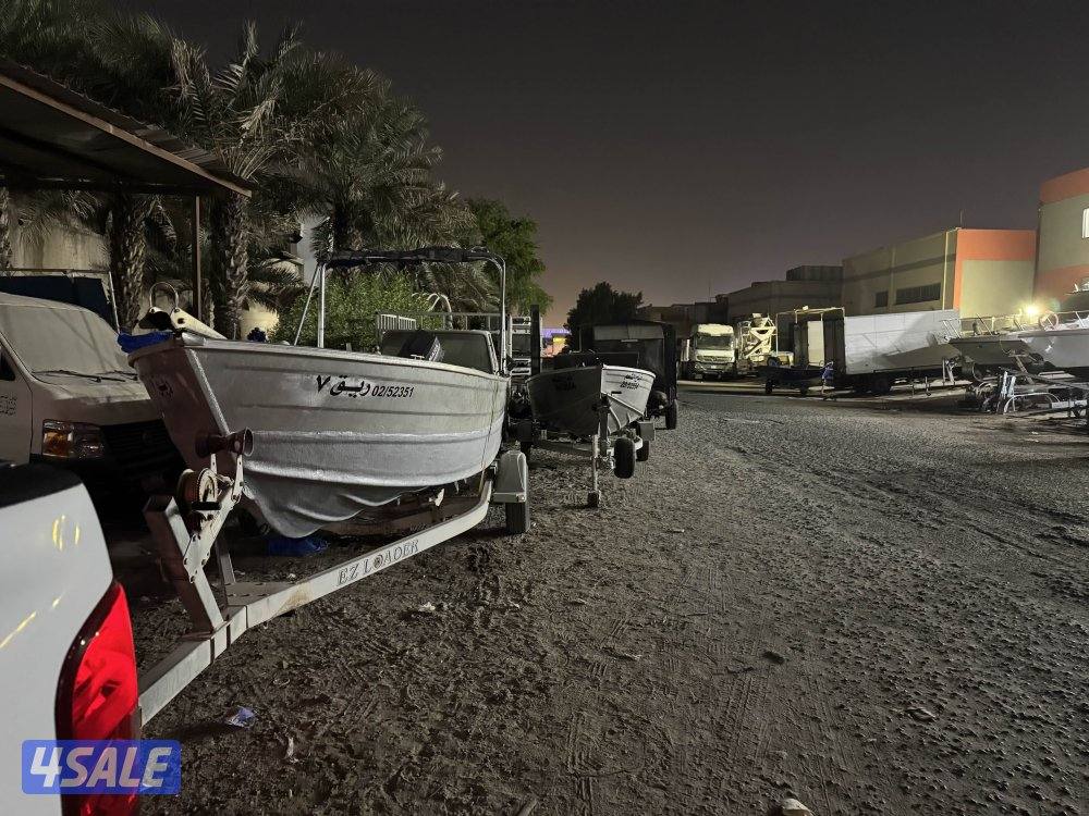 طراد نيوزيلندي 20 قدم  – مكينة ياماها2