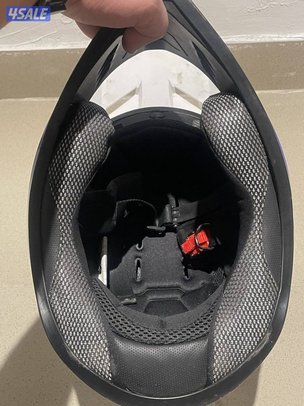 للبيع خوذه4