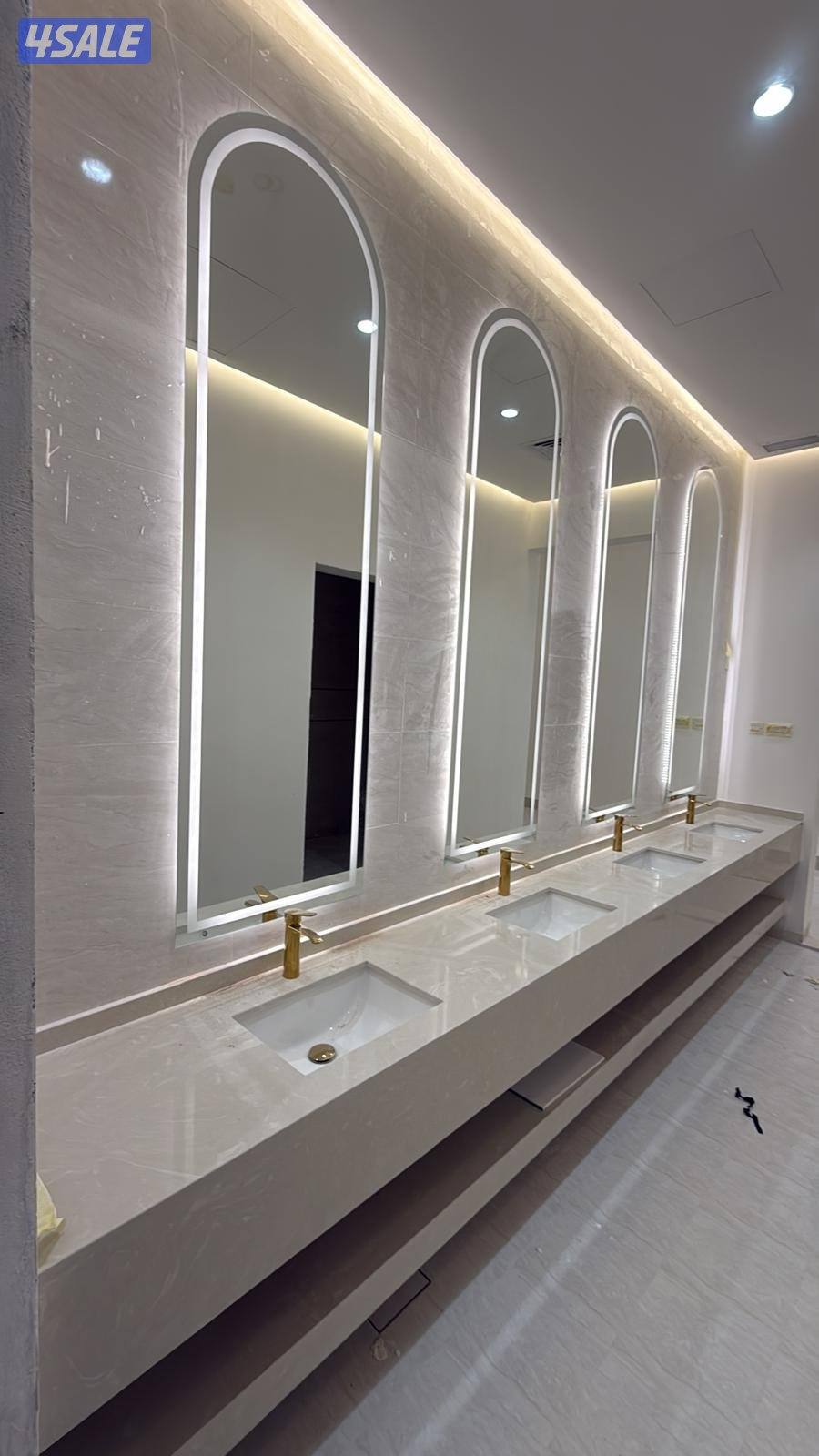 فني زجاج مرايا شور بكس دونيا مدخل فلل10