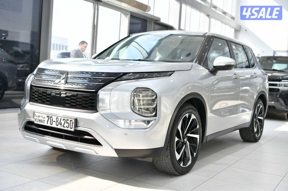 ميتسوبيشي اوتلاندر0