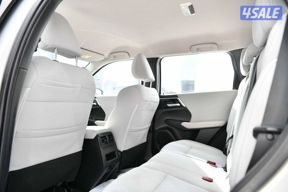 ميتسوبيشي اوتلاندر4