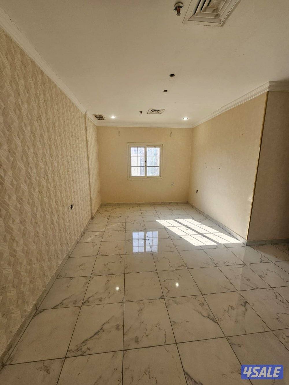 لحق عروضنا سكن خاص للكويتيين مدخل ومخرج سهل قريبه من جميع الخدمات9