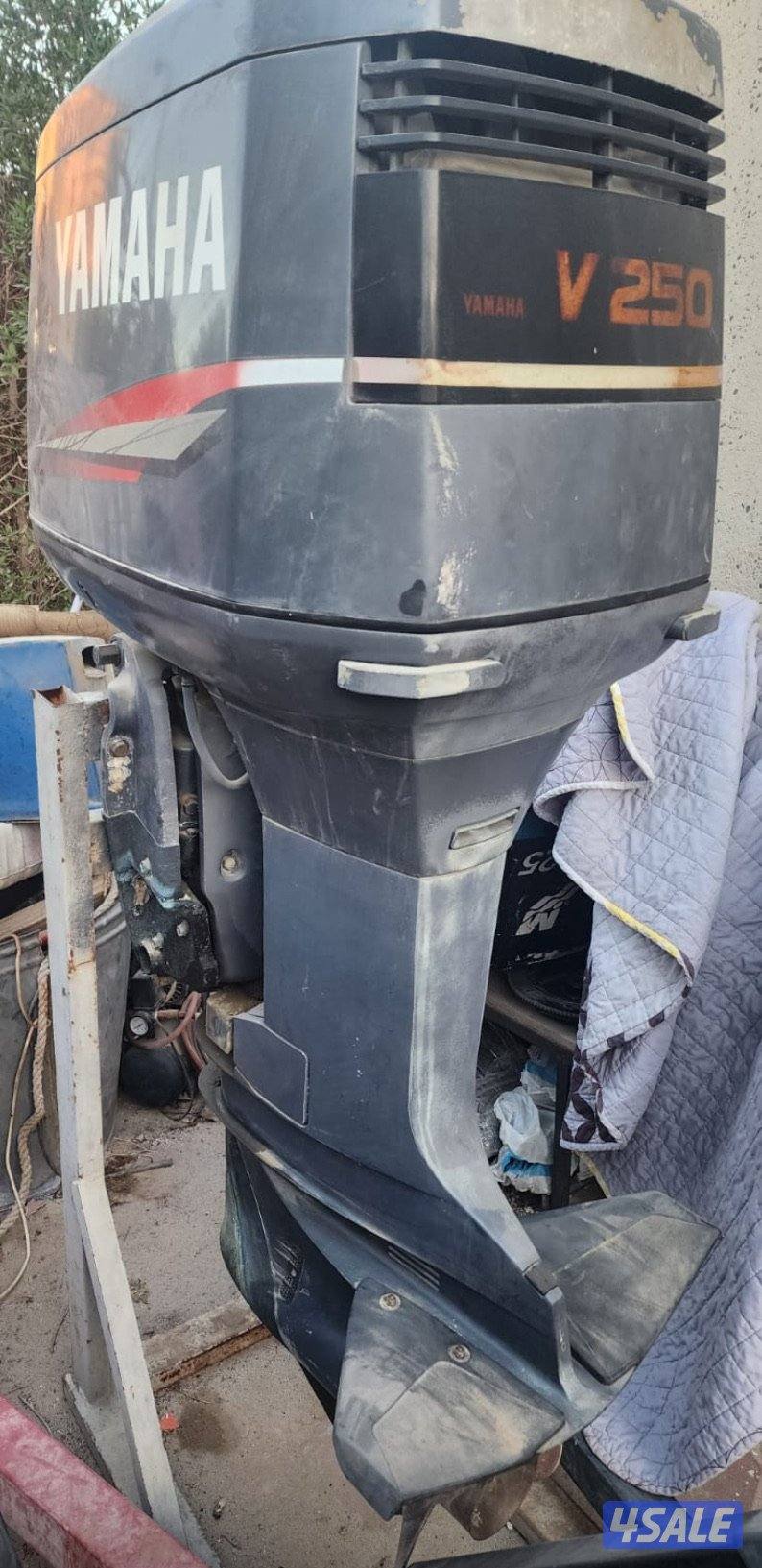 قطع غيار ياماها جميع الاحجام من 75 الي. 250 تو ستروك0