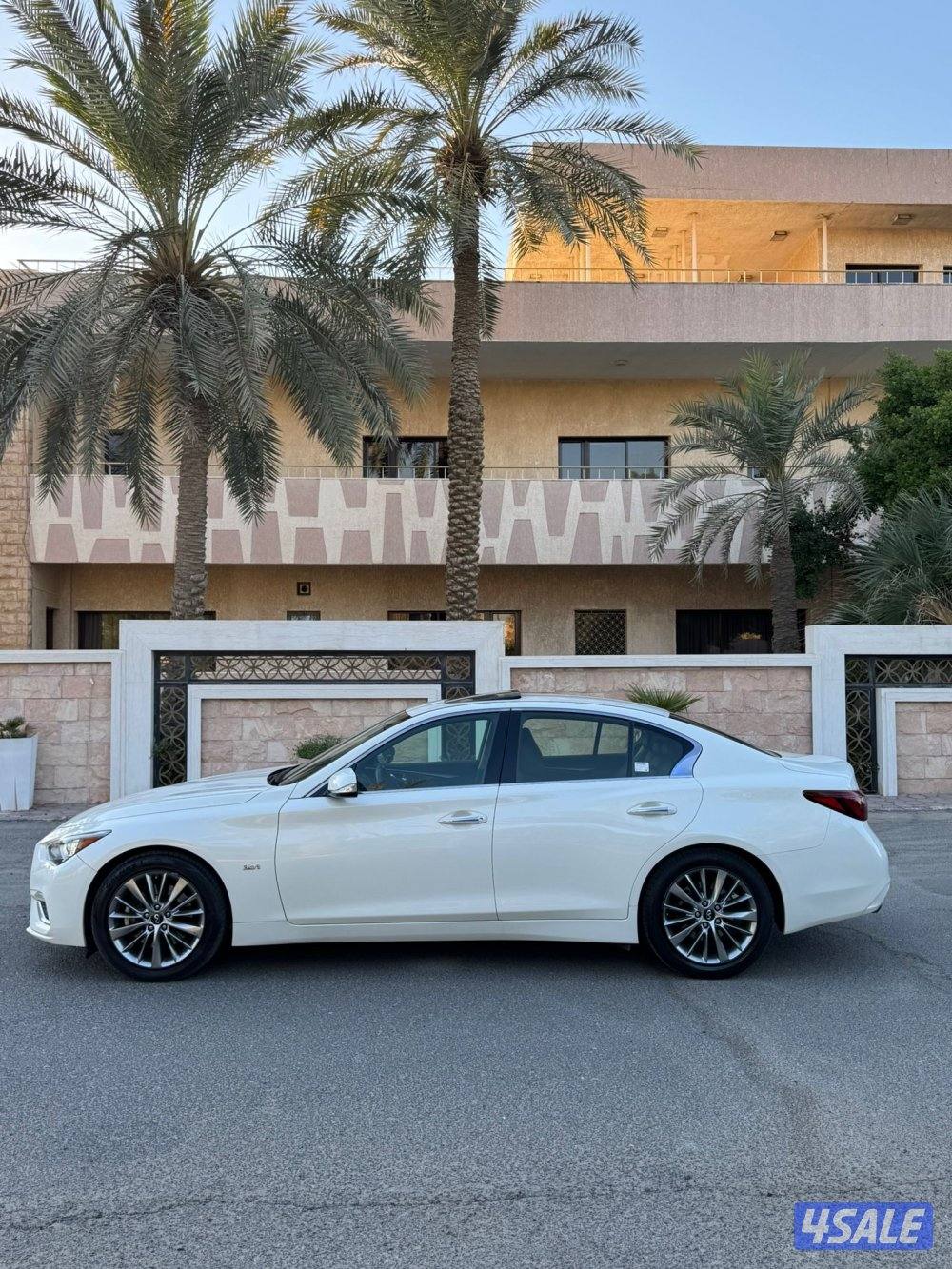 للبيع انفنتيQ1