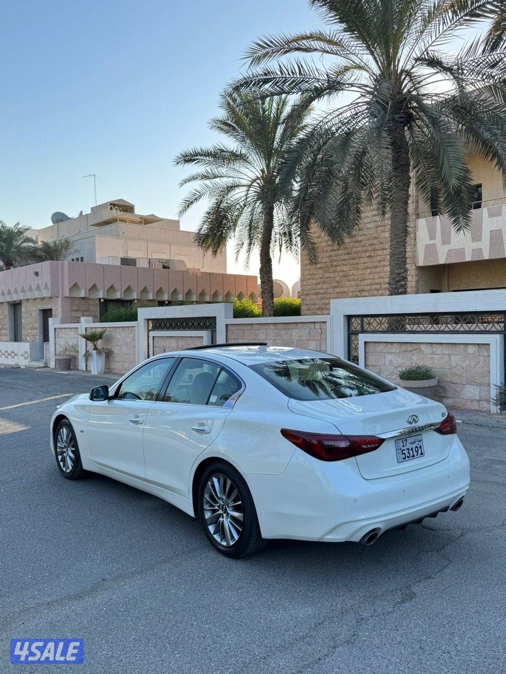 للبيع انفنتيQ3