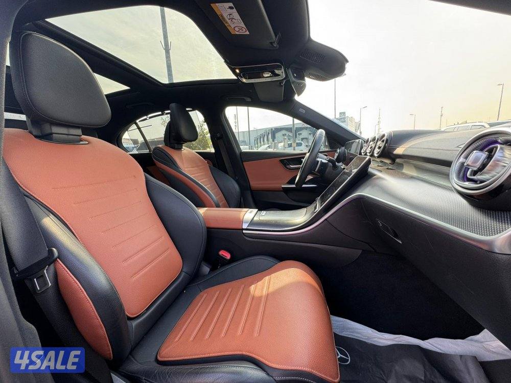 مرسيدس C300  موديل 2023 ماشى 23.000 k.m8