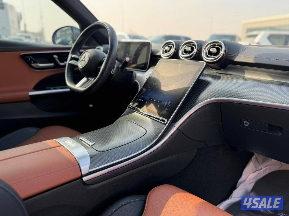 مرسيدس C300  موديل 2023 ماشى 23.000 k.m7