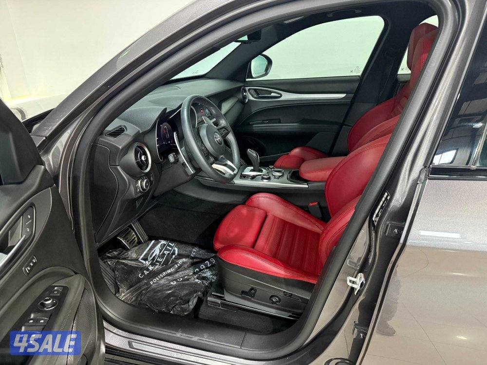 Alfa Romeo Stelvio Veloce5