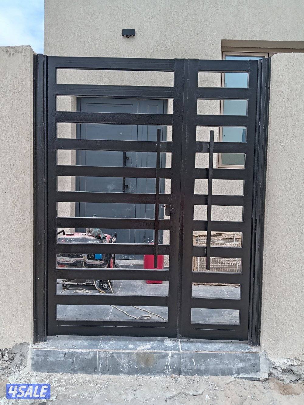 حداد مظلات أبواب سوار غرف سندويتش بانل12