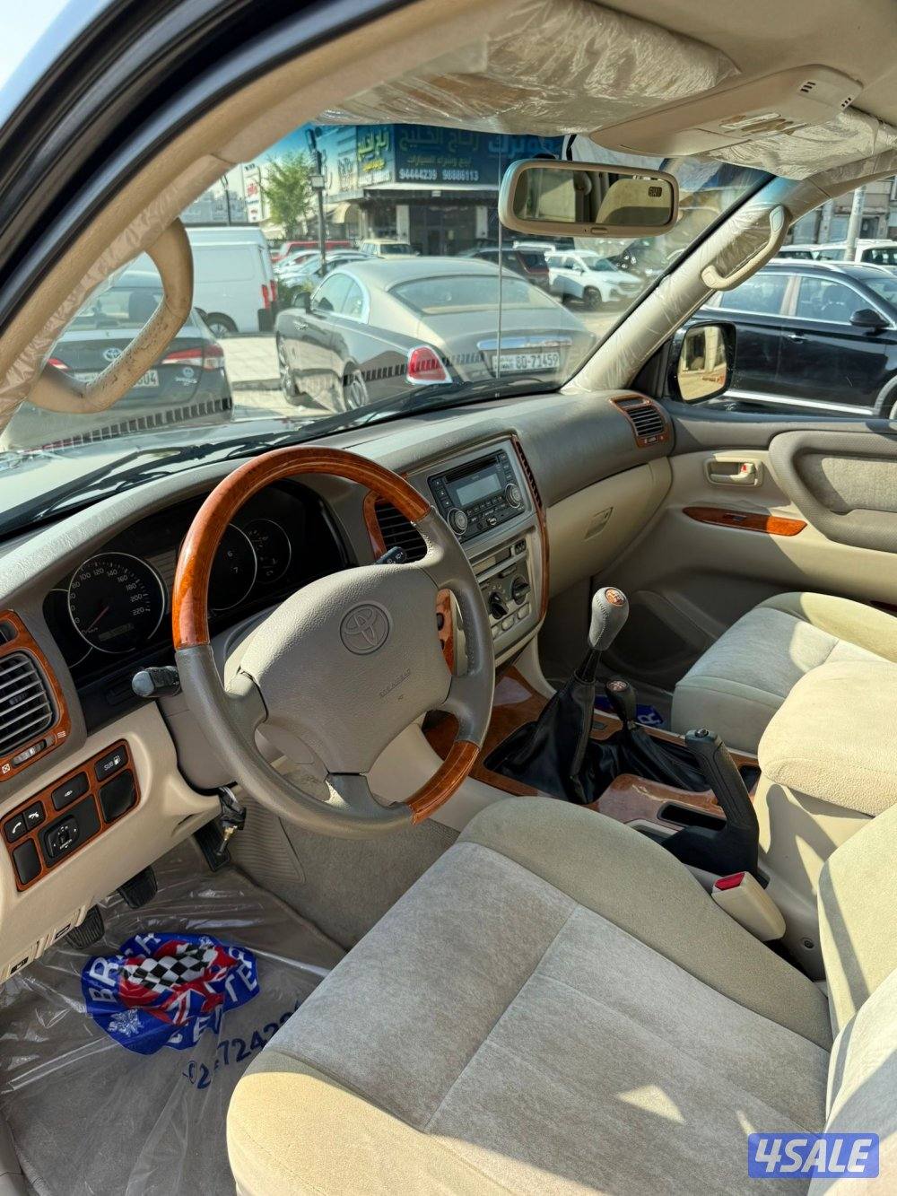 للبيع الاند كروزر موديل ٢٠٠٧ GXRقير عادي أساس شرط الفحص ماشي ٥٠٠4