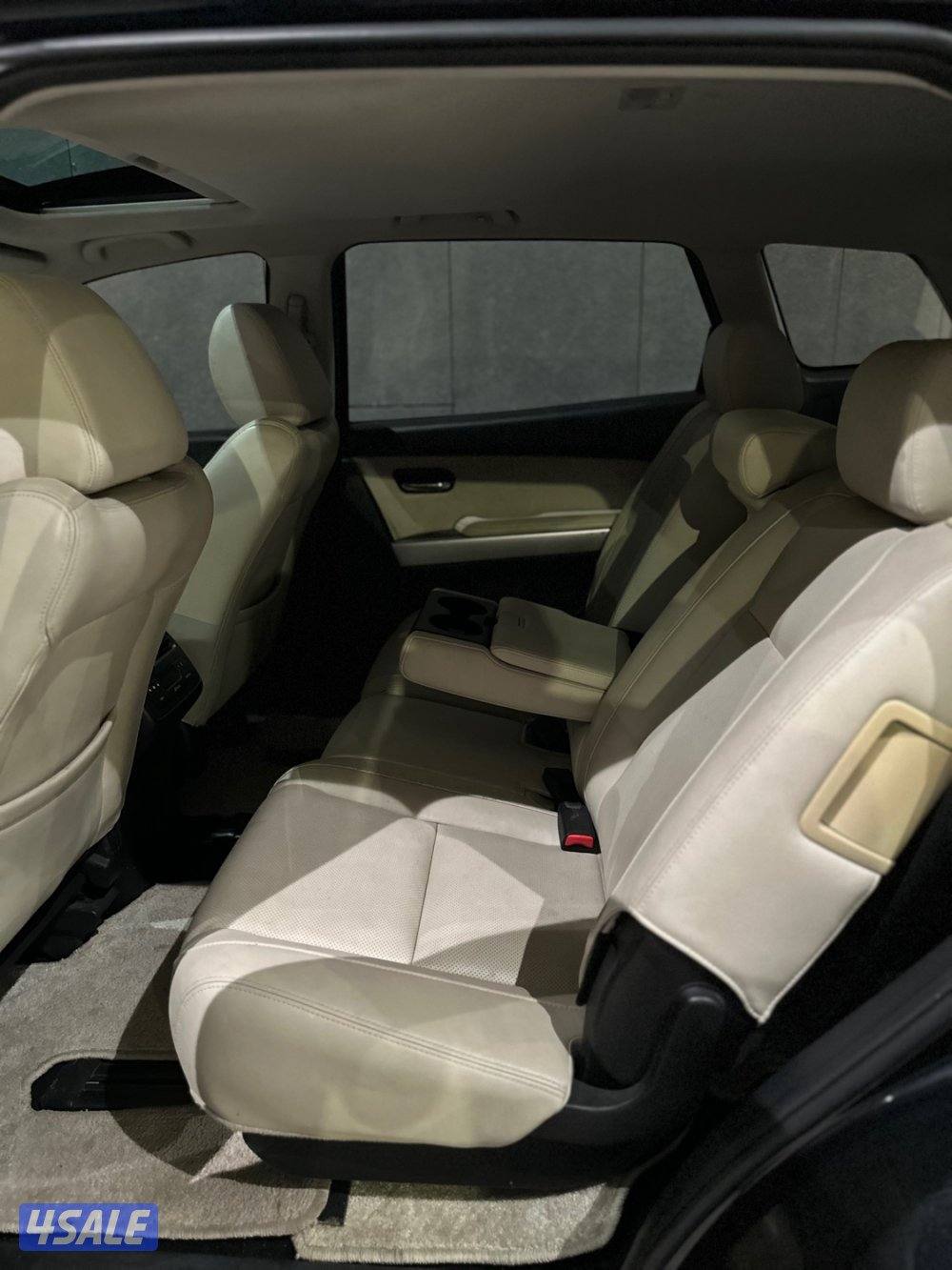 للبيع جيب مازدا بحالة وكاله8