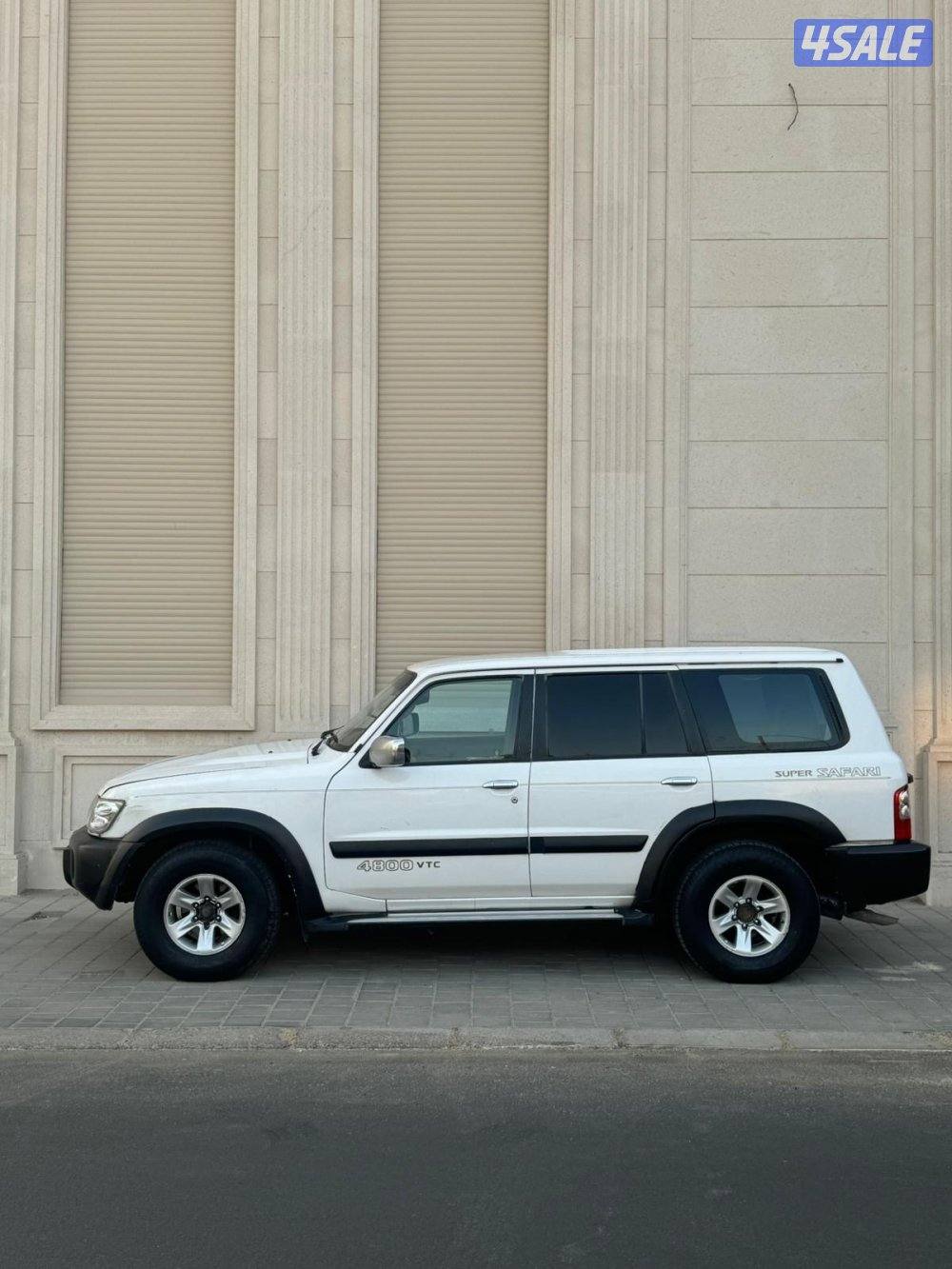 للبيع سفاري  2002 قير عادي اساس2