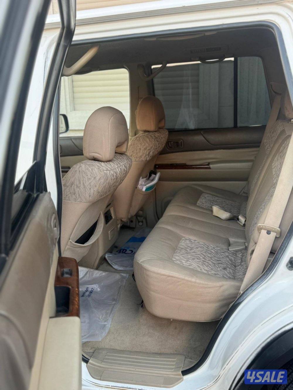 للبيع سفاري  2002 قير عادي اساس6