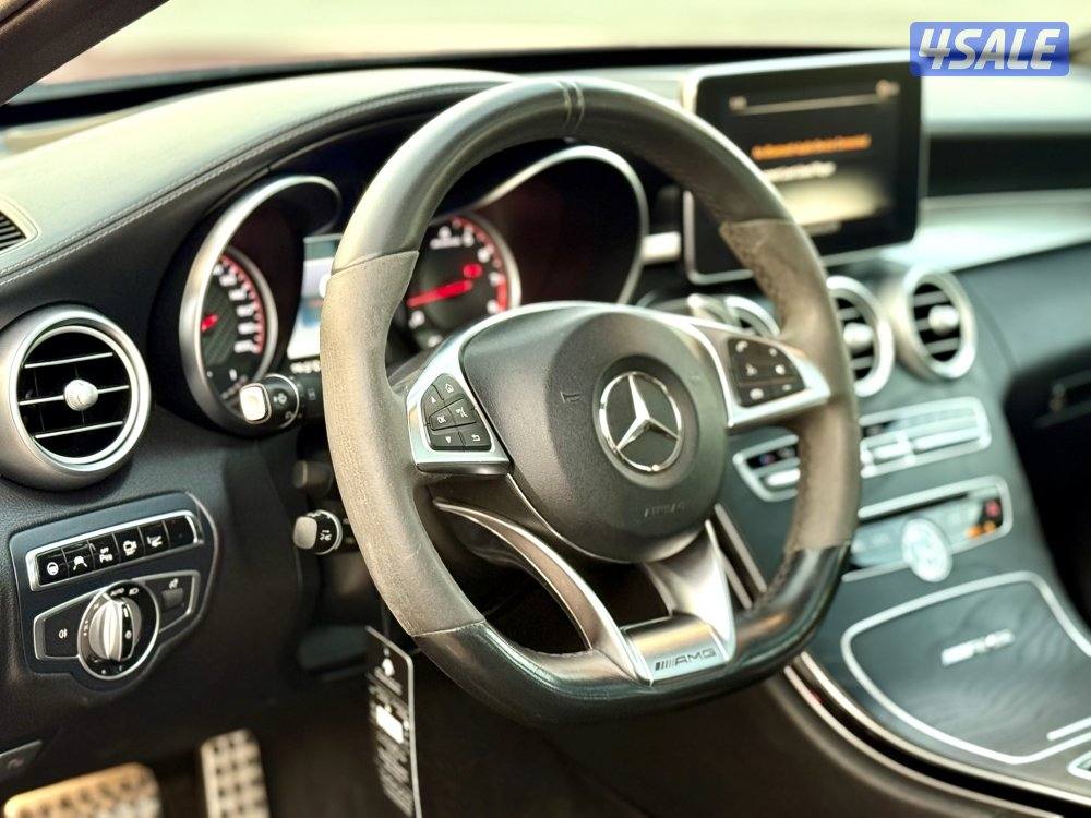 مرسيدس C63 S بحالة ممتازه صبغ الوكالة عداد ١٣٧ الف8