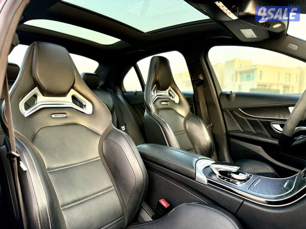 مرسيدس C63 S بحالة ممتازه صبغ الوكالة عداد ١٣٧ الف9