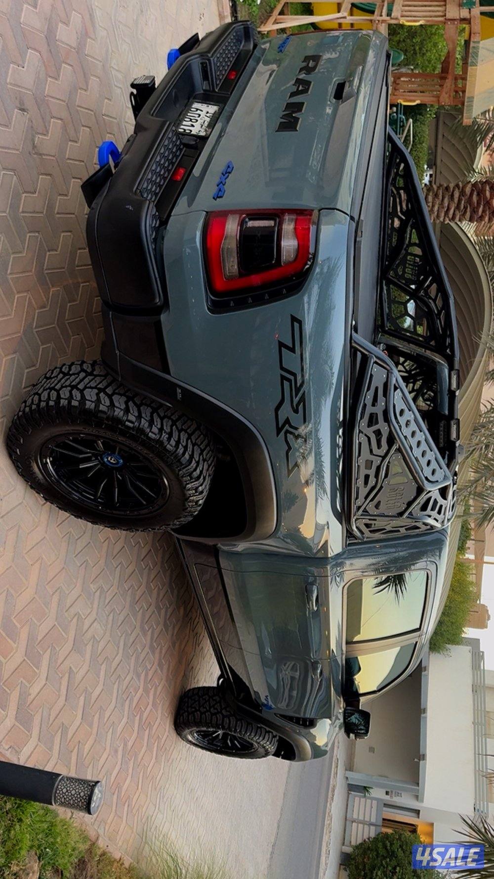 للبيع دودج رام تي أر أكس موديل ٢٠٢١ كامل الموصفات فئه لانش أدشن2