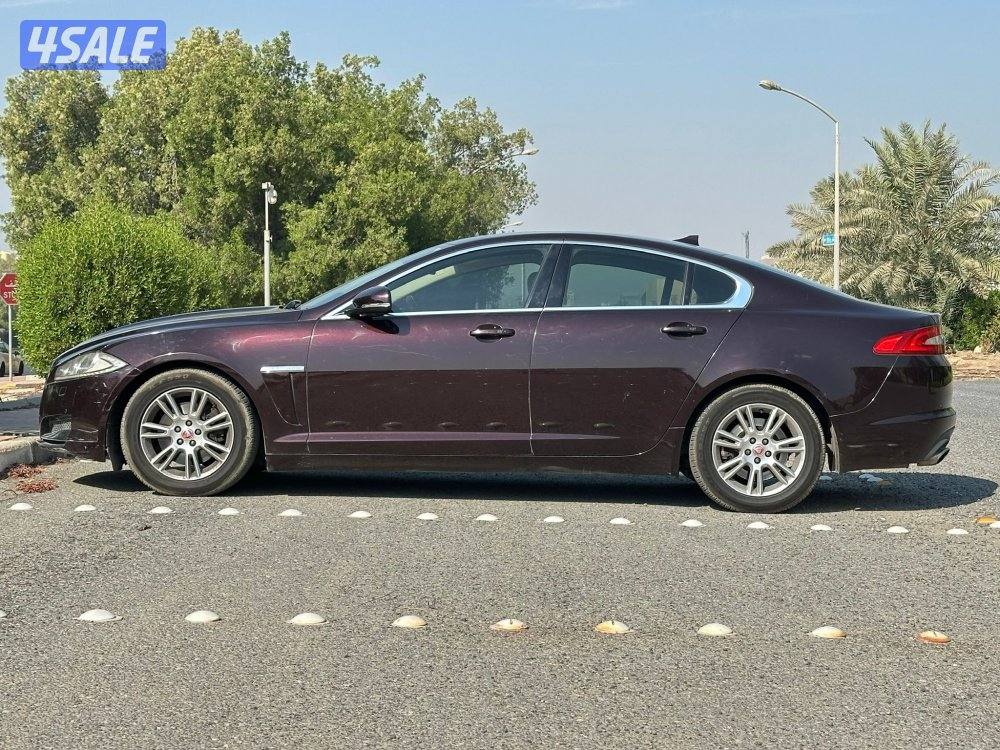 جاكوار XF 
موديل 2014
عداد 127 الف5