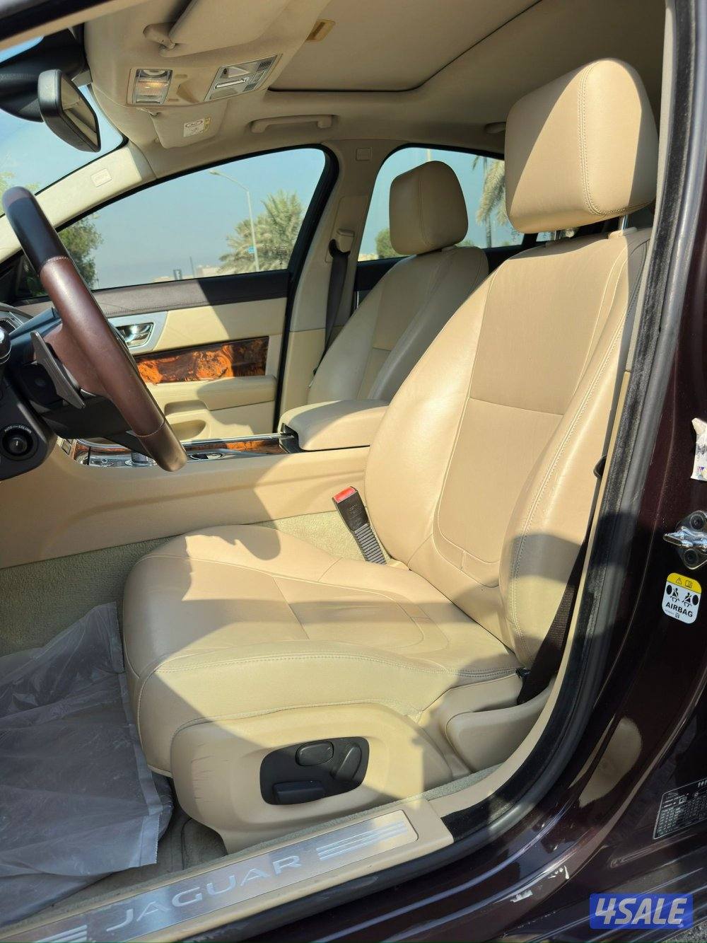 جاكوار XF 
موديل 2014
عداد 127 الف9