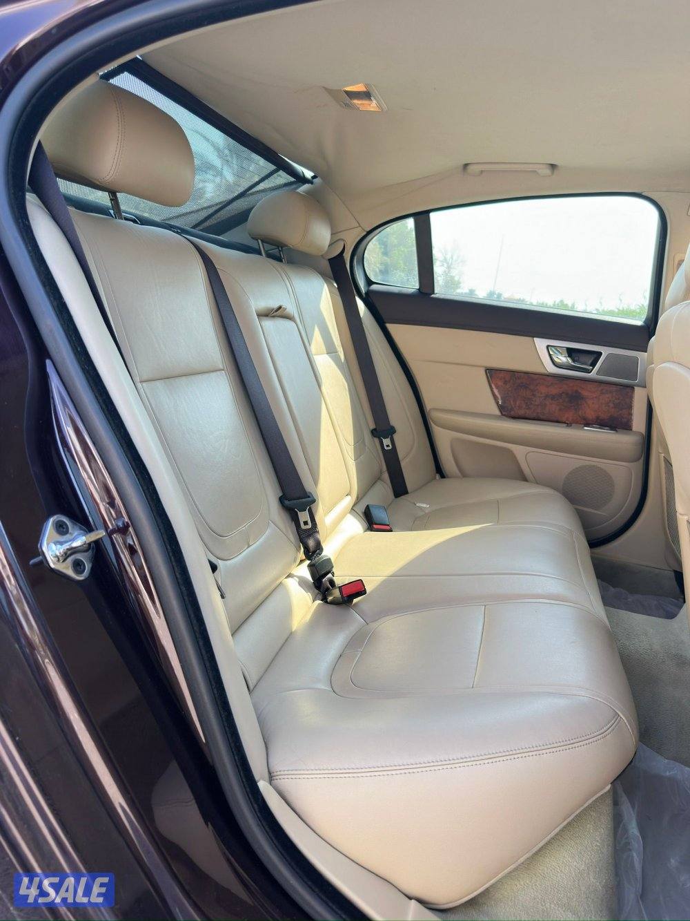 جاكوار XF 
موديل 2014
عداد 127 الف13