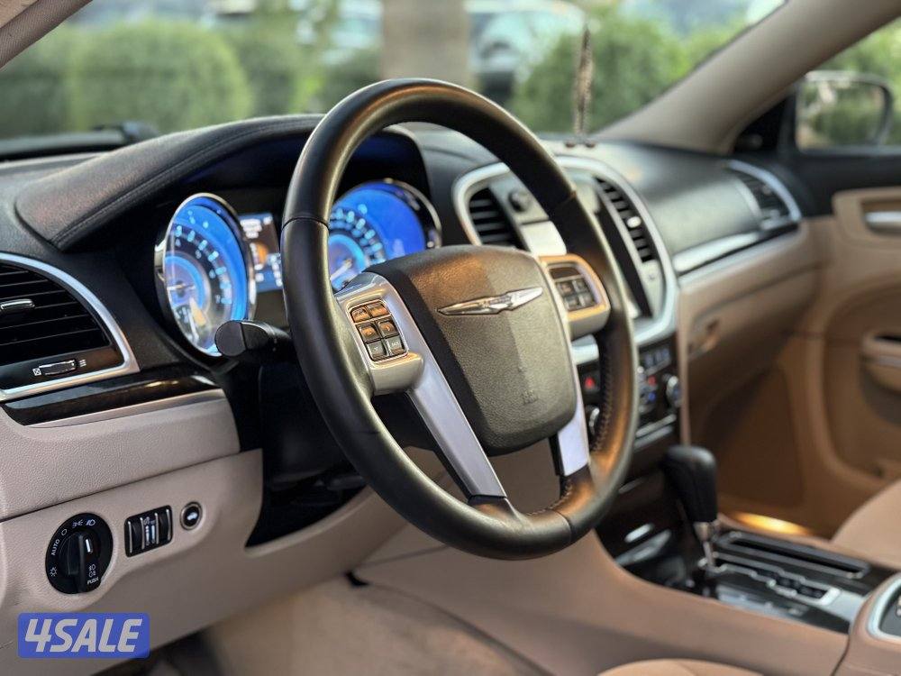 كرايزلر C300 موديل 2014 ممتازه جدا شرط الفحص12