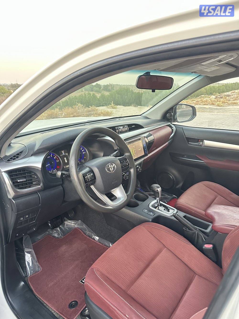 وانيت تيوتا هايلكس 2017 شرط الفحص للبيع4