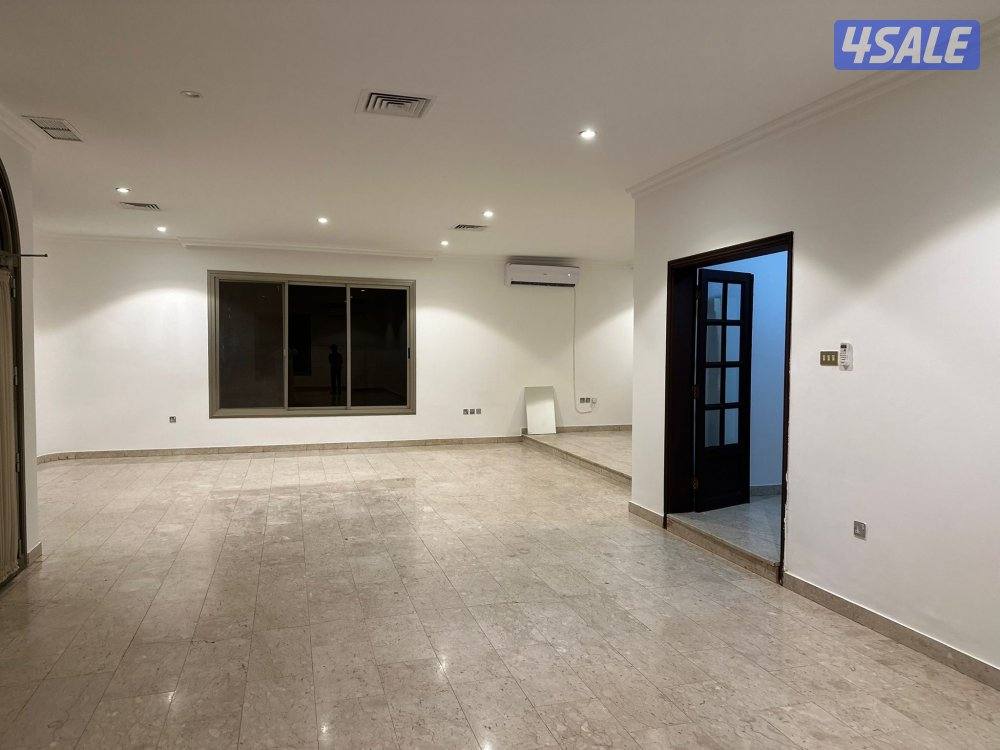 للايجار شقق فى سعد العبدالله وجابر الاحمد وشمال9