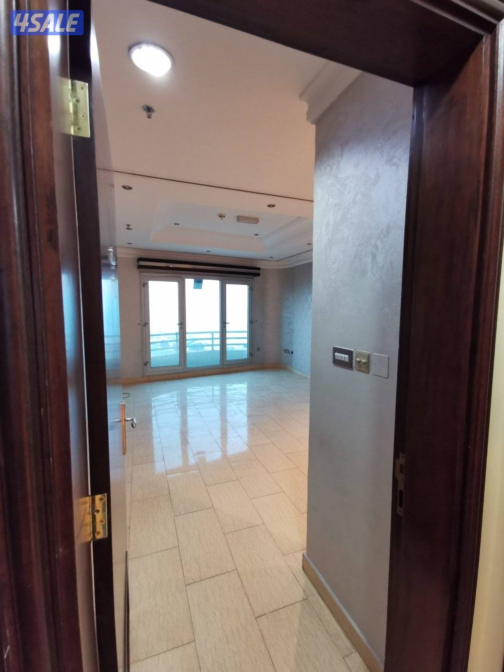 للإيجار أدوار لعيادات طبية في السالمية6