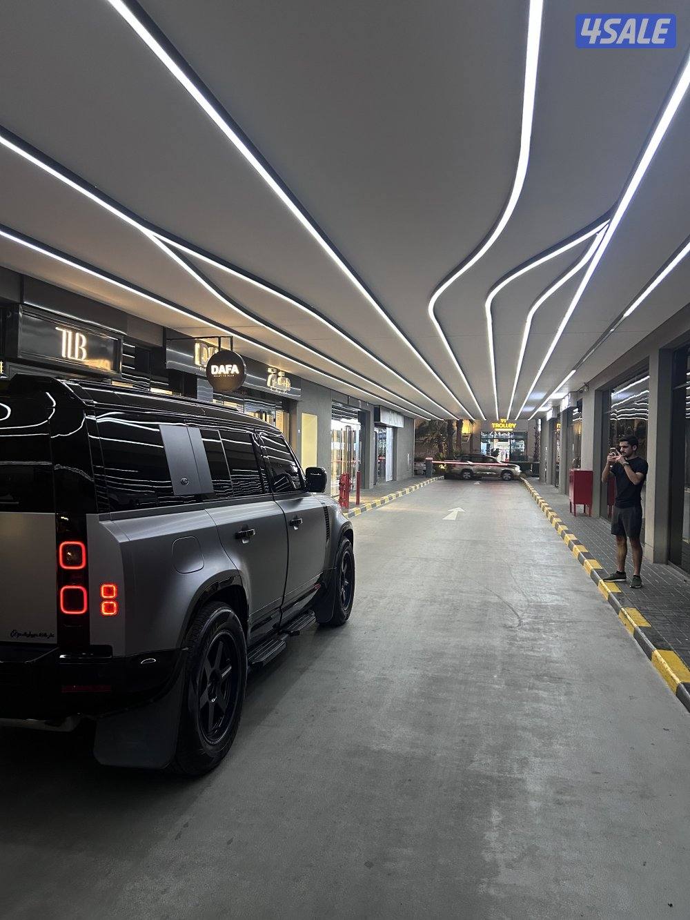 للبيع ديفندر 20247