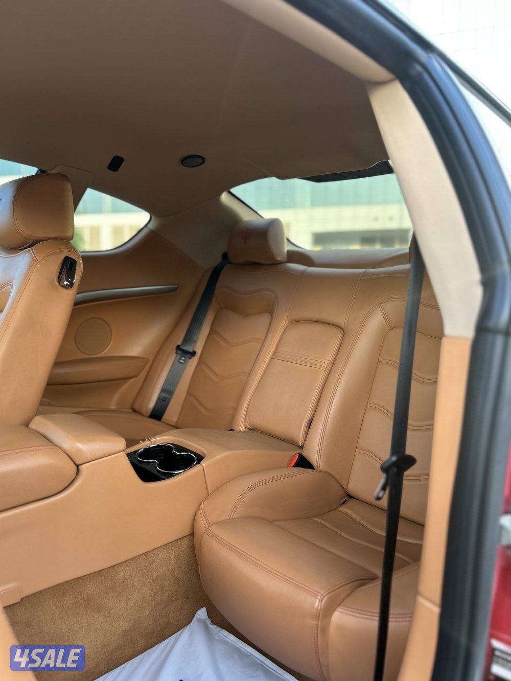 مازيراتي غراند سبورت المالك الاول وكالة الكويت ماشي ٧٩ الف11