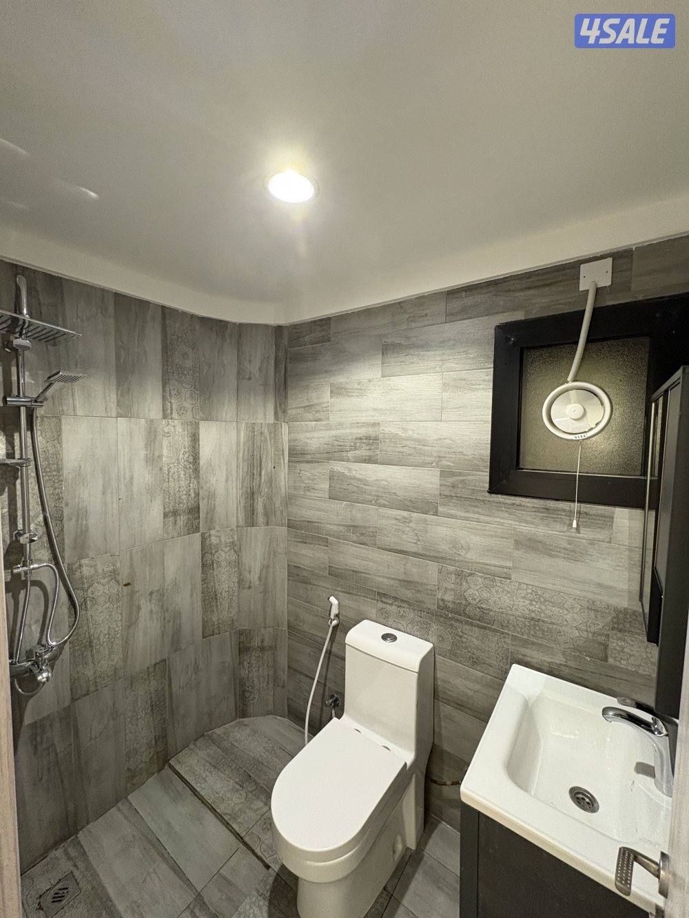 للايجار شقه نص دور  الفردوس القسايم قطعه 9 المميز بناء جديد5