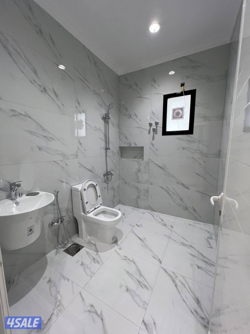 للإيجار دورين في صباح الاحمد2