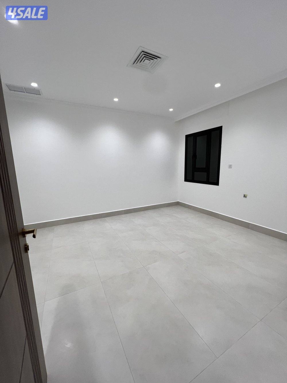 للإيجار دورين في صباح الاحمد4