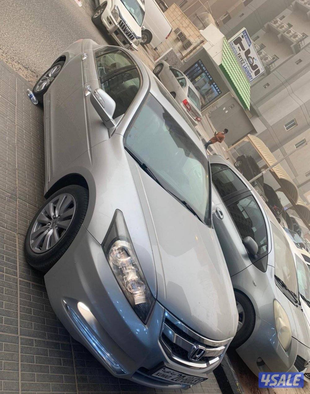 هوندا اكورد موديل ٢٠١٢ بيعة سريعة لدواعي السفر1