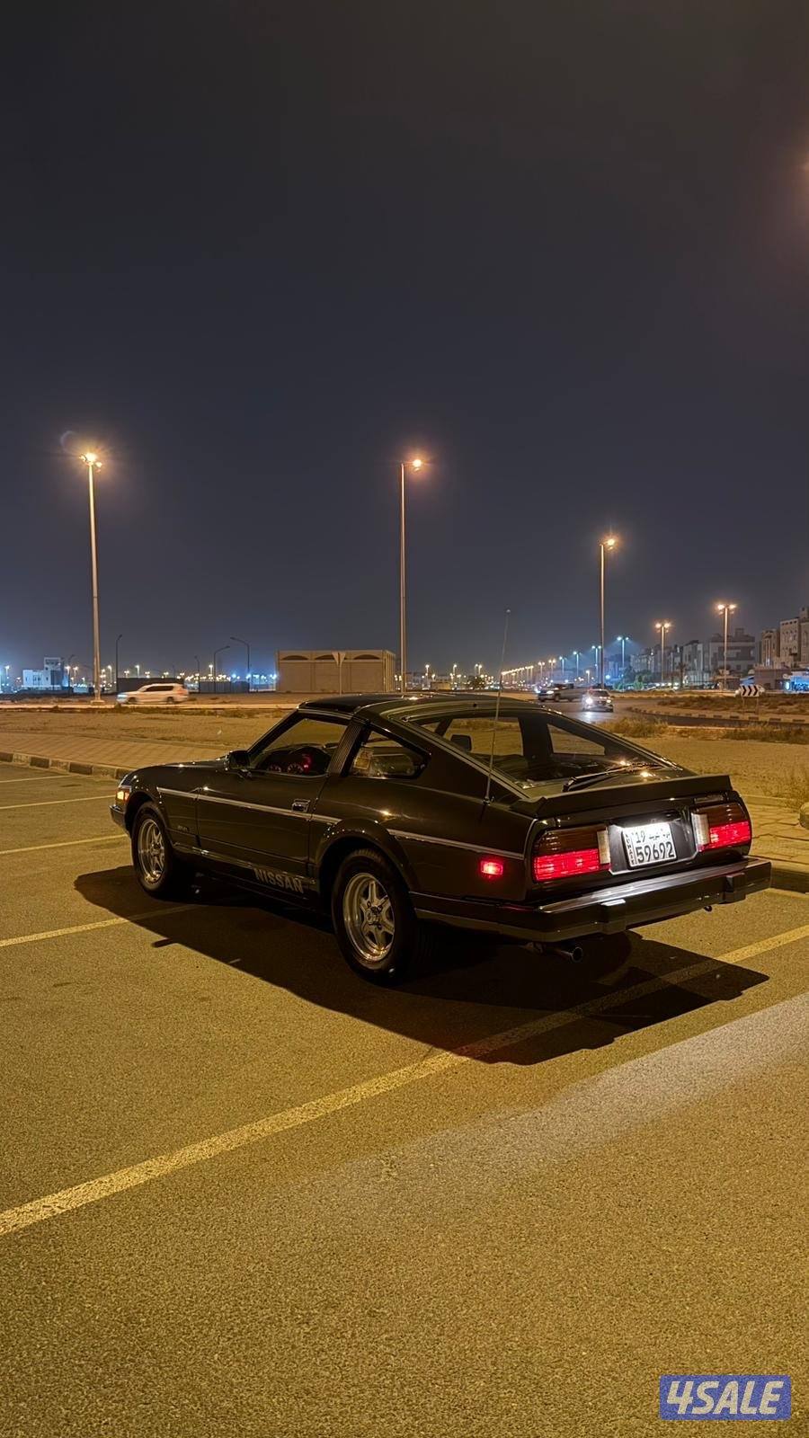 نيسان زد 19830