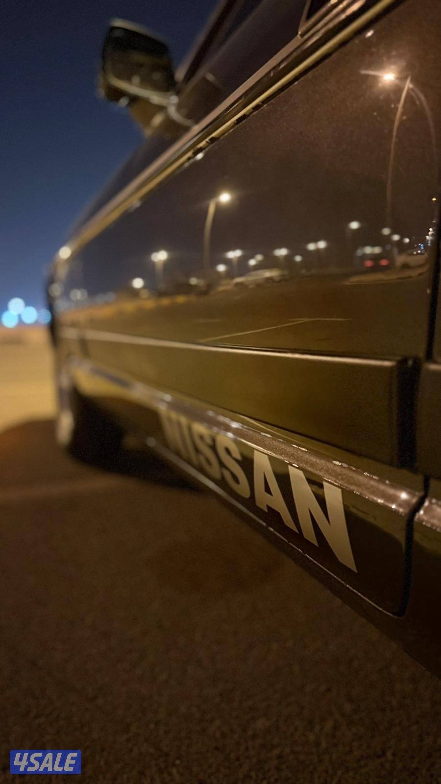 نيسان زد 19835