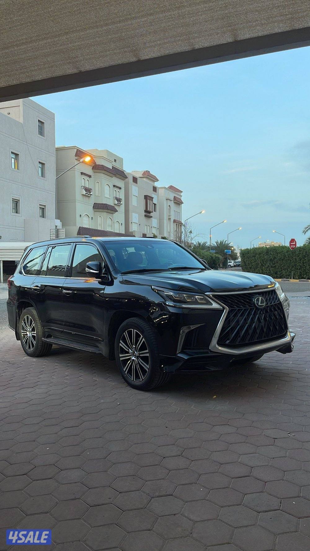 جيب لكزس ٢٠١٨ سبورت2