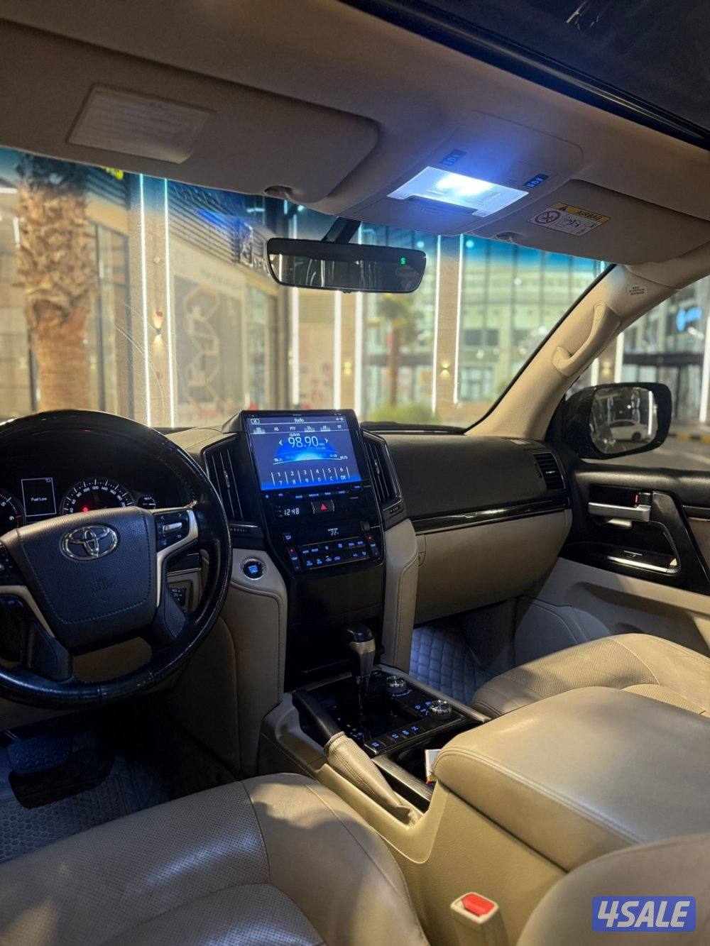 لاندكروزر جراندتورنق 2020 شرط الفحص كامل سيرفس منتظم بالوكالة مالك اول4