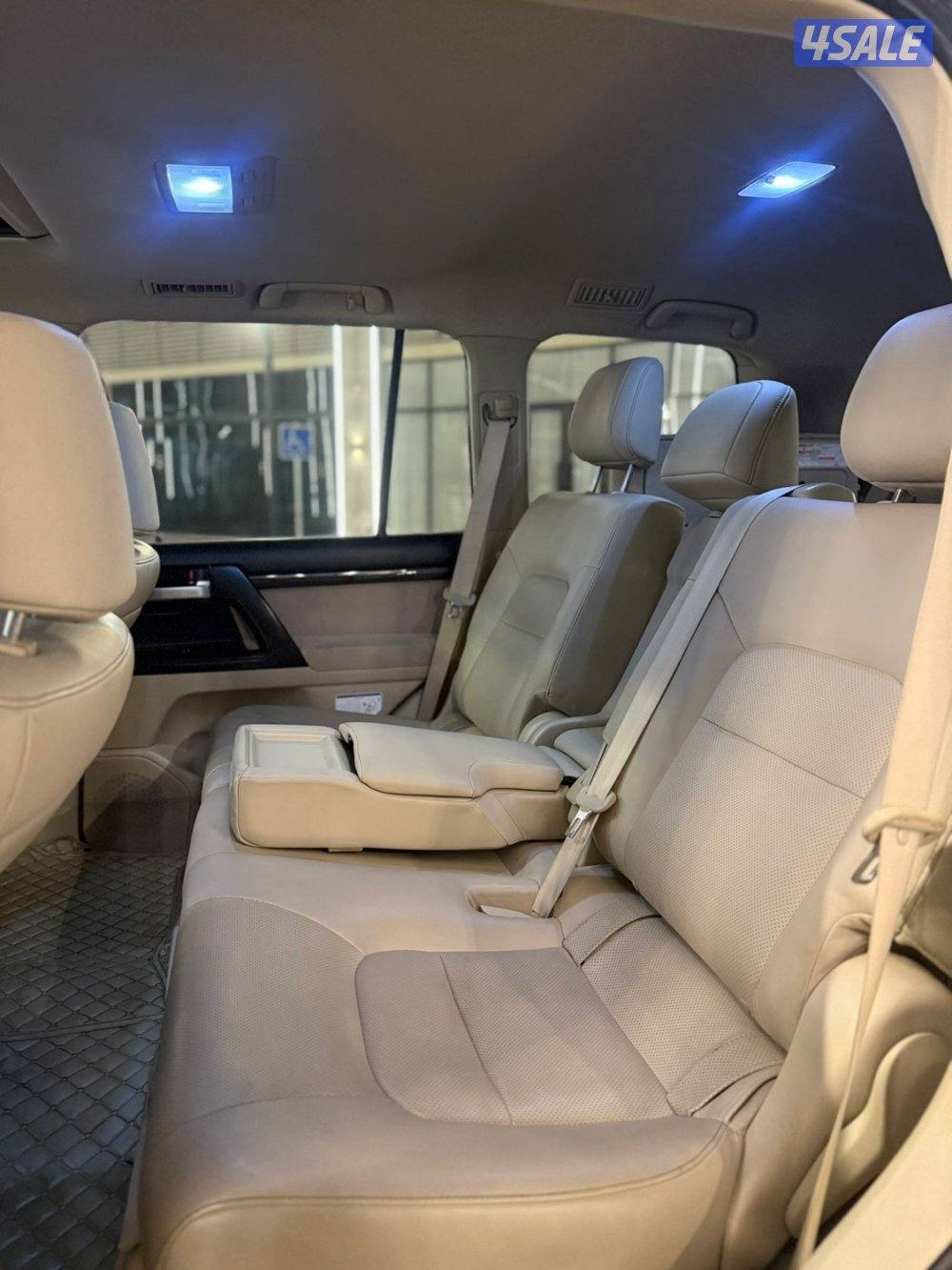 لاندكروزر جراندتورنق 2020 شرط الفحص كامل سيرفس منتظم بالوكالة مالك اول7