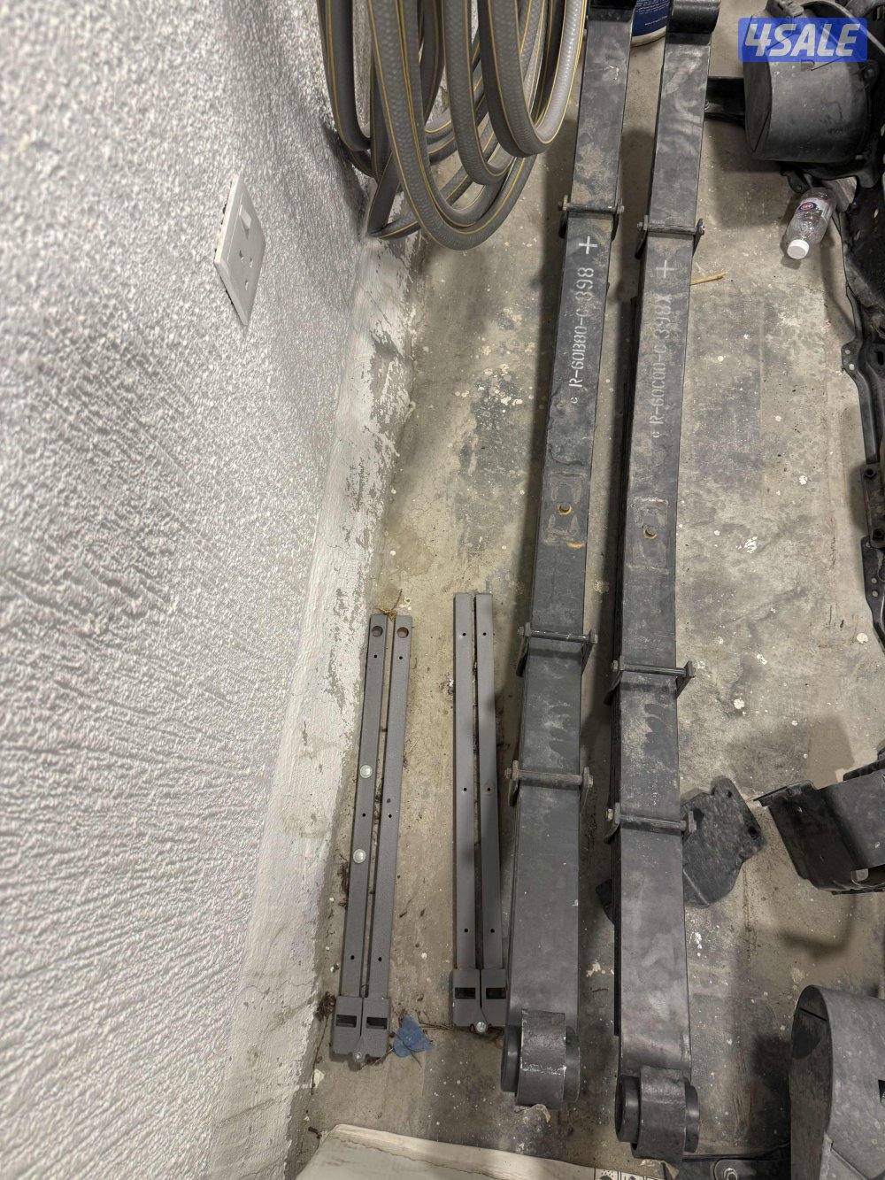 اغراض شاص lc 70 هيئة كاملة مع دعامية وكاله مع جميع ملحقاتها0