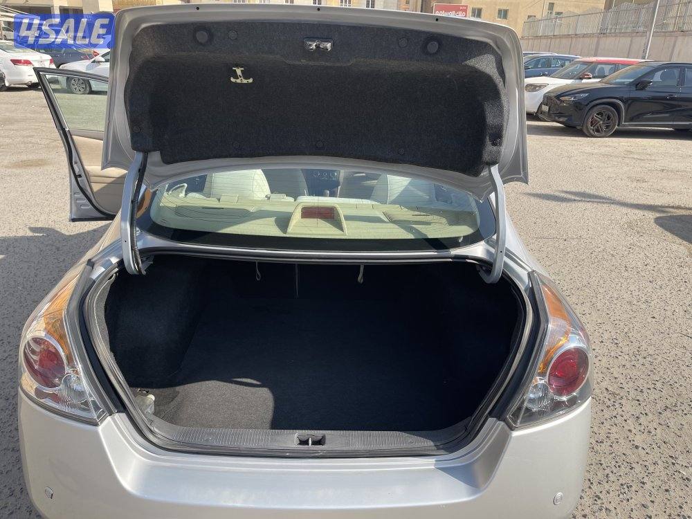 نيسان التيما ٢٠١٢12