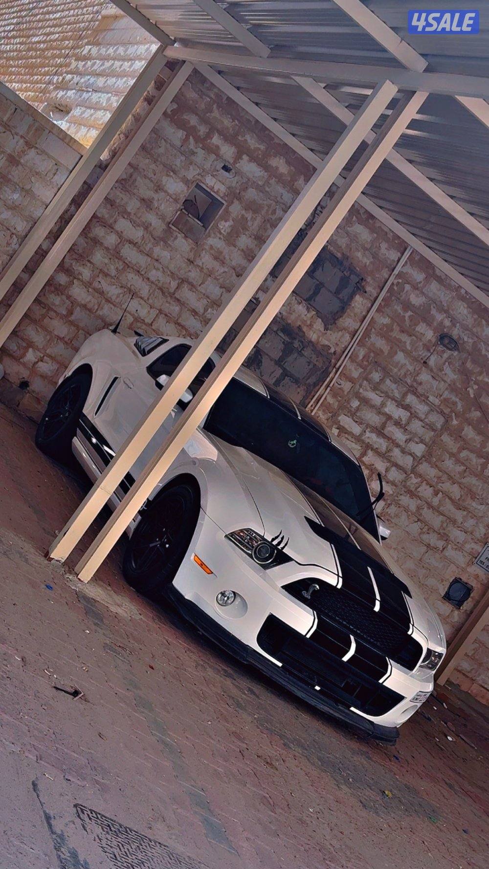 2013 بحاله ممتازه 6 سلندر عداد 134 الف ميل5