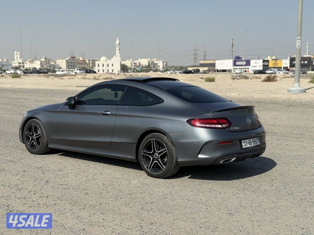 مرسيدس 2022 حجم C200 كوبيه 🔥بحاله شبه جديده🔥ب109000