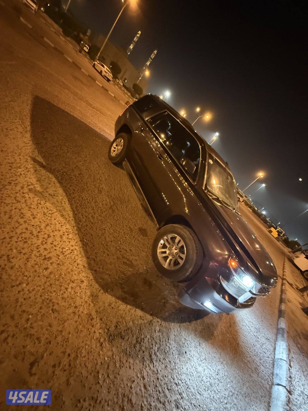 للبيع تاهو 2015 Ls شاشه صغيره2