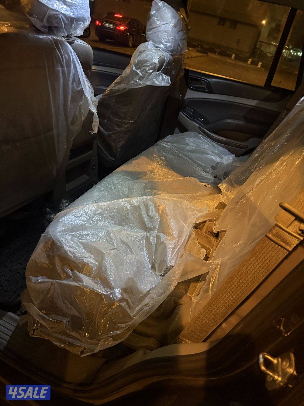 للبيع تاهو 2015 Ls شاشه صغيره4