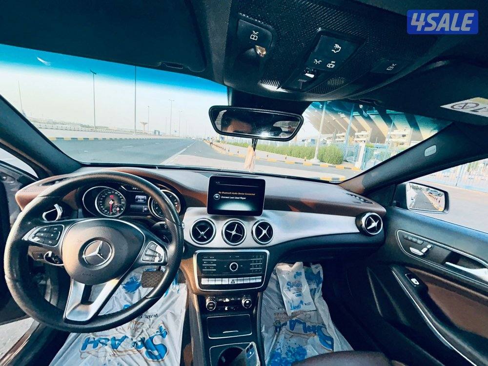 مرسيدس GLA250 4MATIC دفع رباعي موديل 2018 للبيع1