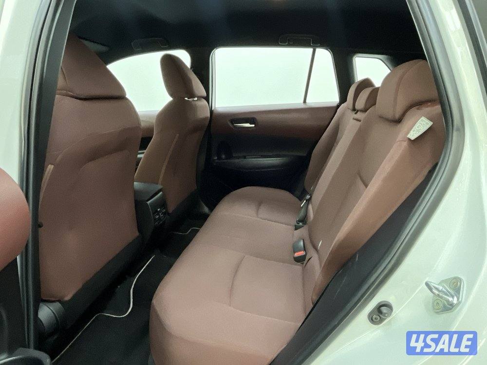 TOYOTA COROLLA 23CSUV-PL_U3