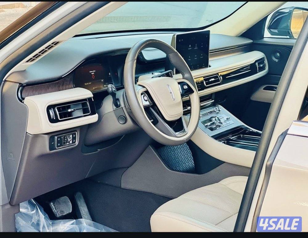 لنكولن افياتر 20214