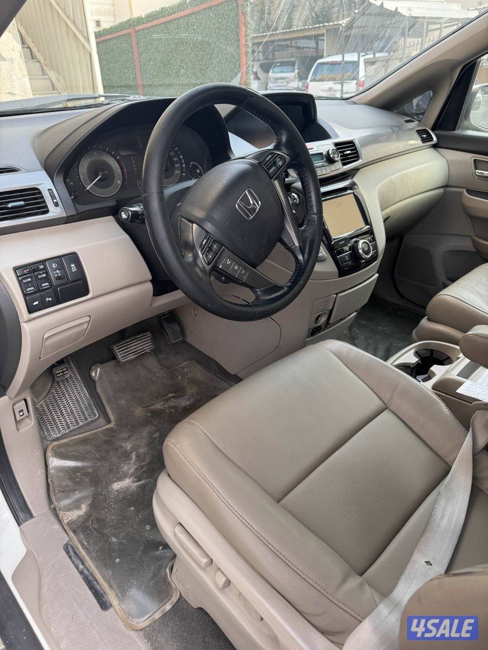 هوندا اوديسي 2014 كامل مواصفات ماشي 216 الف 3 قطع صبغ0