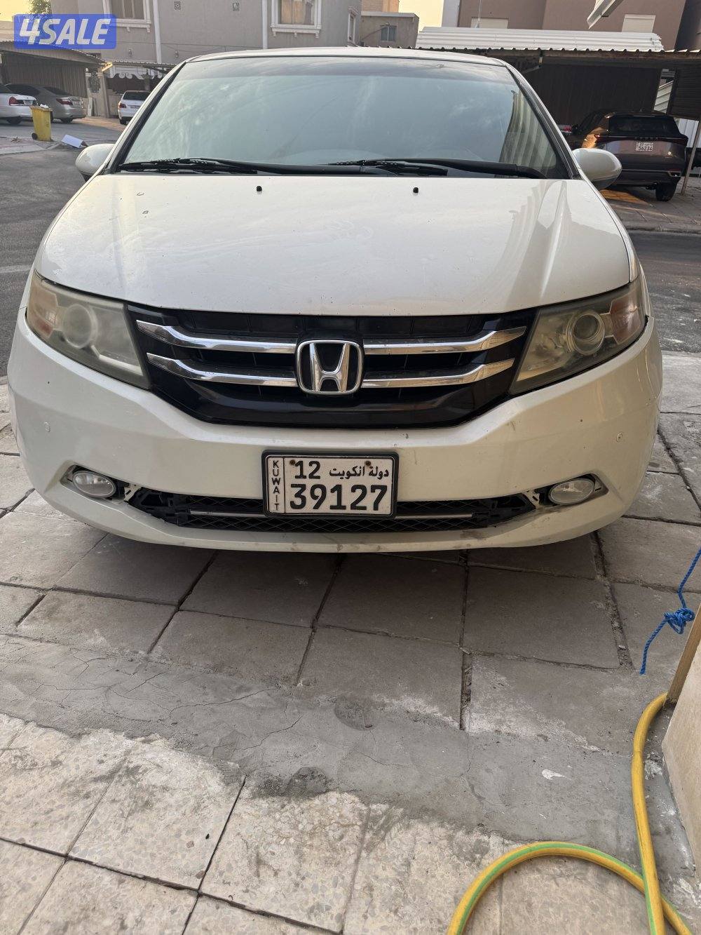 هوندا اوديسي 2014 كامل مواصفات ماشي 216 الف 3 قطع صبغ2